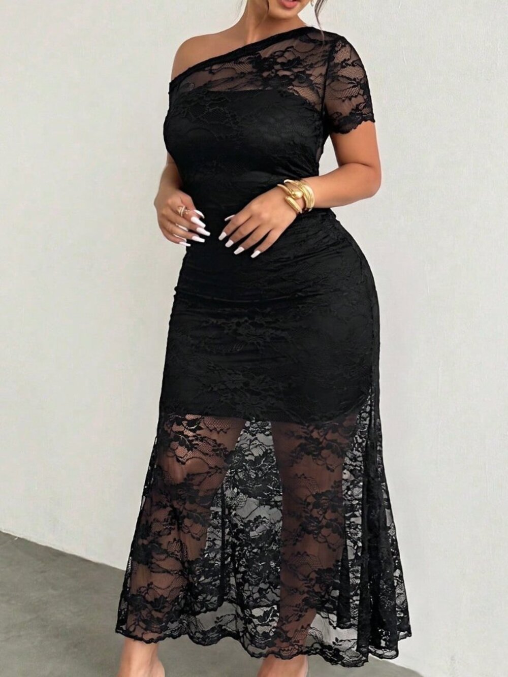 Black Elegant Women's Asymmetric Lace Mermaid Long Dress - Picture 3 of 7
